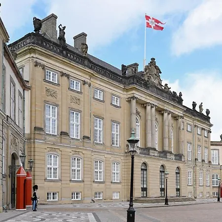 Store Kongensgade 70 * Copenhague